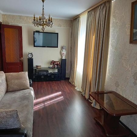 Квартира Марина Apartment Pizunda Luaran gambar